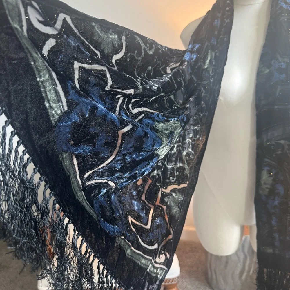 Vintage Black Velvet Silk Blend Floral Boho Grunge Scarf Pashmina